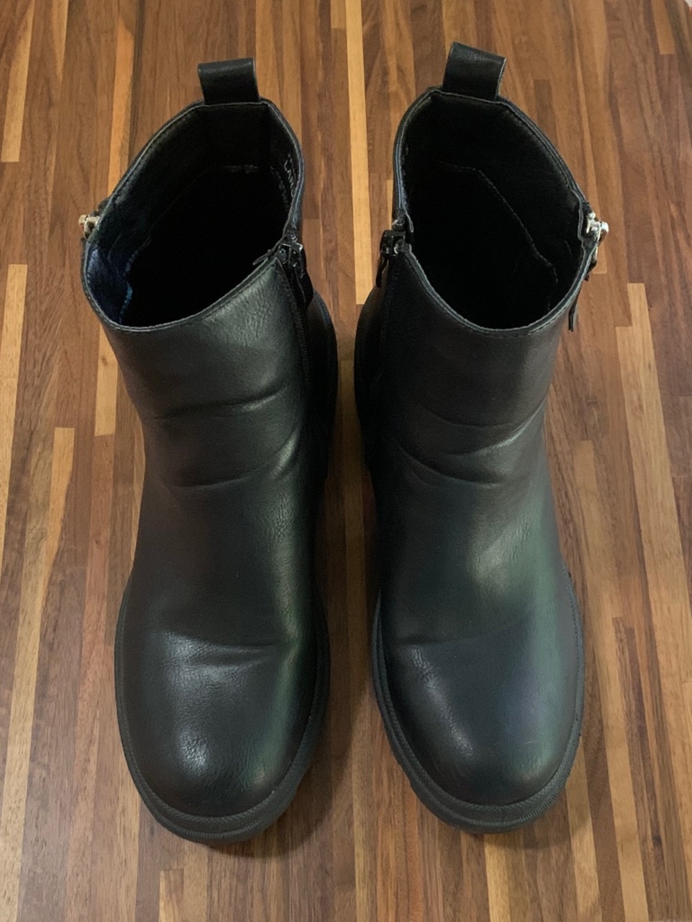 Report "Larsa" Chelsea Boot